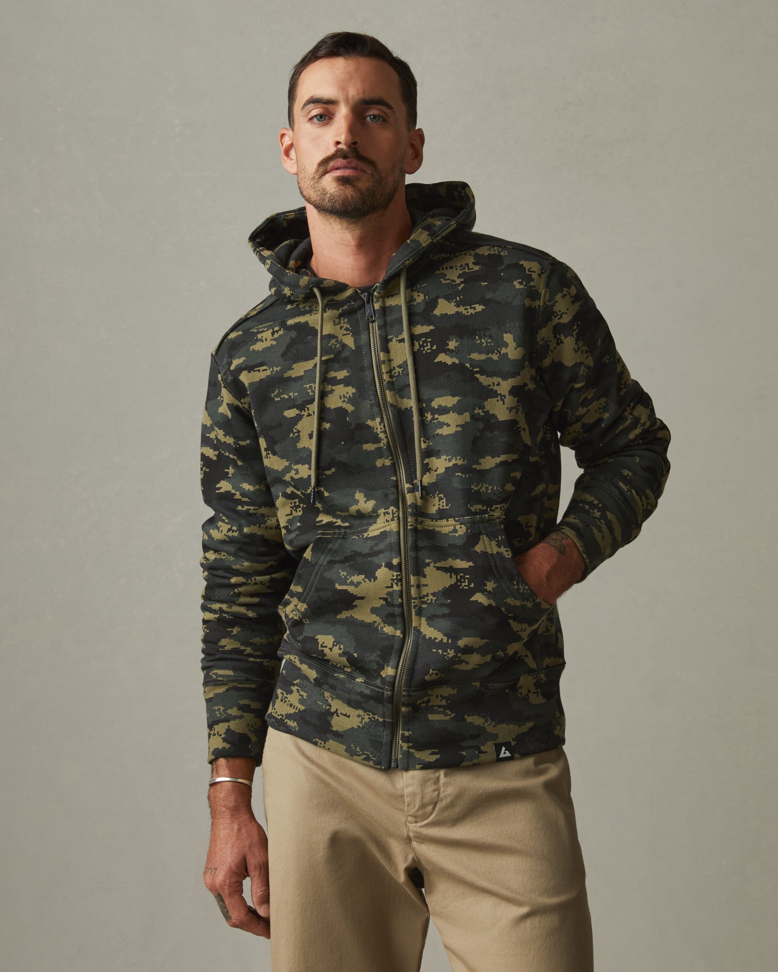 Classic Full Zip - Drab Olive Digital Camo